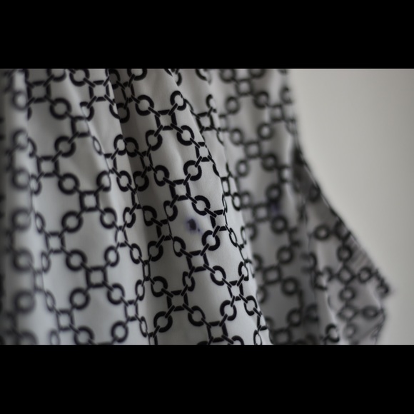 Hawthorn 41 black and white blouse - Picture 4 of 5